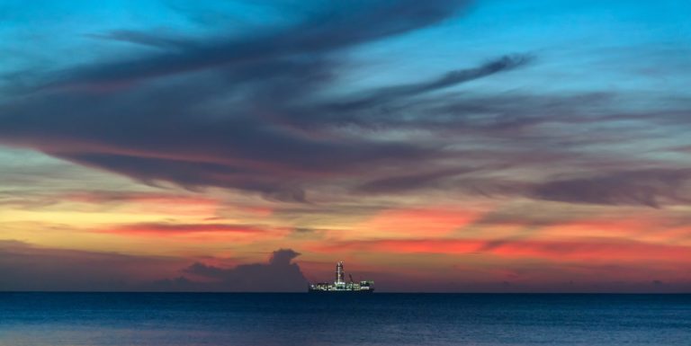 Offshore Rig Header