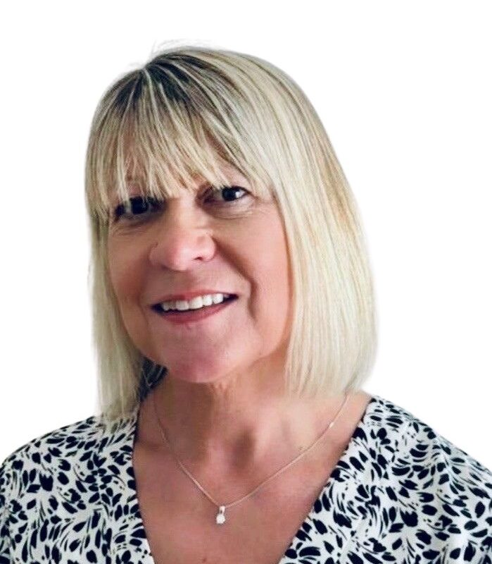 Yvonne Telford Headshot